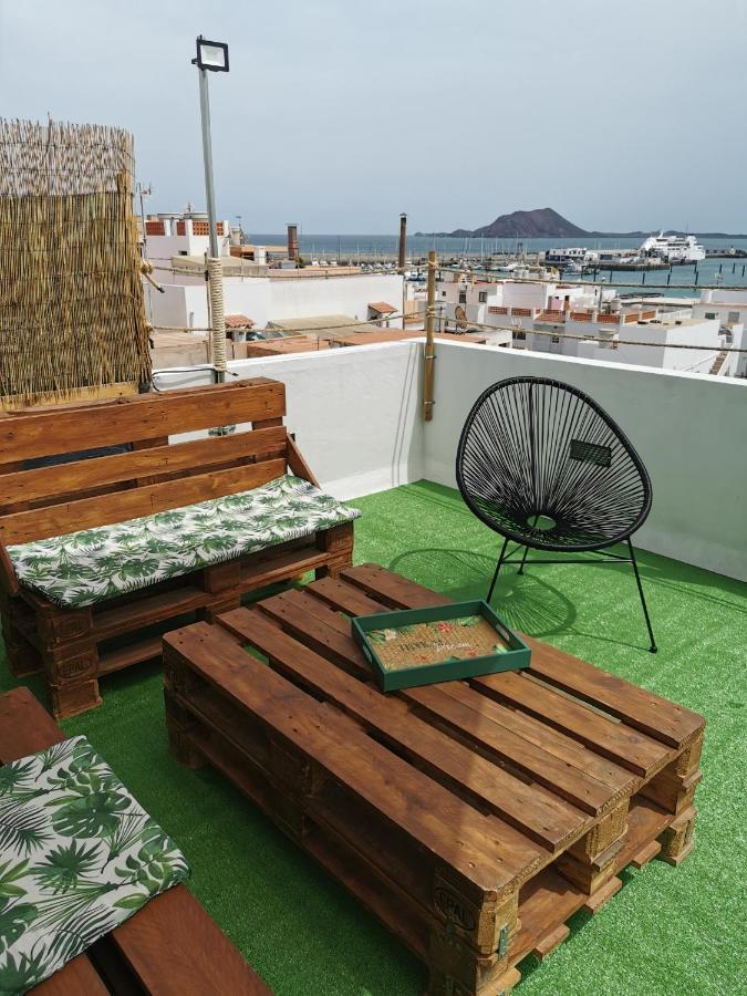 Centro De Corralejo Con Vistas A Isla De Lobos Villa Luaran gambar